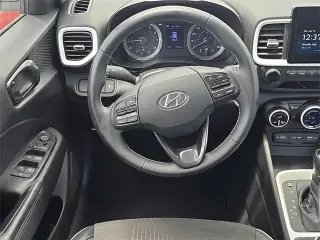 Hyundai VENUE 2022 Limited 4dr Crossover