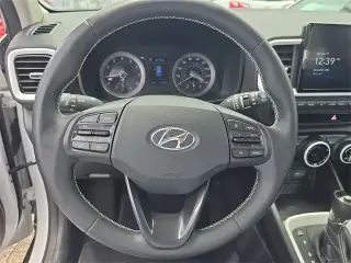 Hyundai VENUE 2022 Limited 4dr Crossover