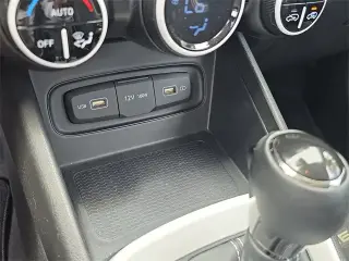 Hyundai VENUE 2022 Limited 4dr Crossover