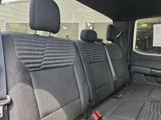 Ford F-150 2023 4x4 Lariat 4dr SuperCrew 5.5 ft. SB