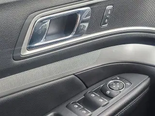 Ford Explorer 2017 AWD XLT 4dr SUV