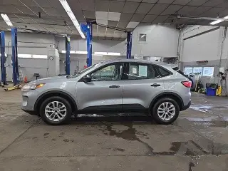 Ford Escape 2021 AWD S 4dr SUV