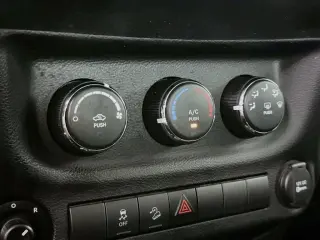 Jeep Wrangler Unlimited 2017 4x4 Sport 4dr SUV