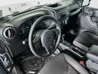 Jeep Wrangler Unlimited 2017 4x4 Sport 4dr SUV