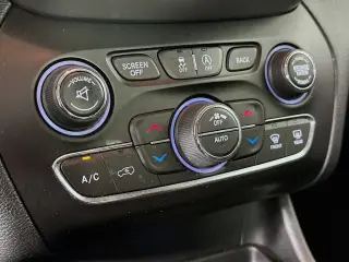 Jeep Cherokee 2015 4x4 Trailhawk 4dr SUV