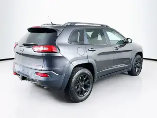 Jeep Cherokee 2015 4x4 Trailhawk 4dr SUV