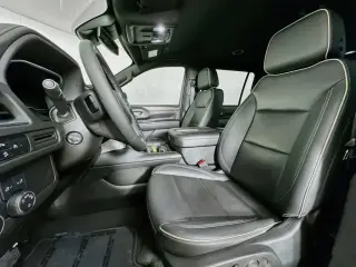 Chevrolet Suburban 2023 4x4 Premier 4dr SUV