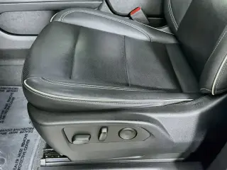 Chevrolet Suburban 2023 4x4 Premier 4dr SUV