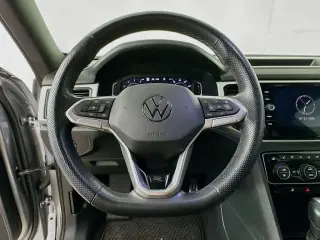 Volkswagen Atlas Cross Sport 2023 AWD SEL R-Line Black 4Motion 4dr SUV