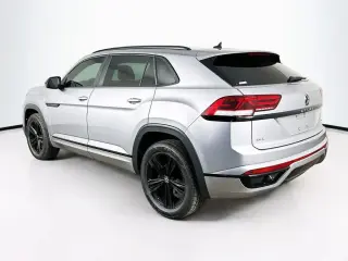 Volkswagen Atlas Cross Sport 2023 AWD SEL R-Line Black 4Motion 4dr SUV