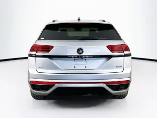 Volkswagen Atlas Cross Sport 2023 AWD SEL R-Line Black 4Motion 4dr SUV