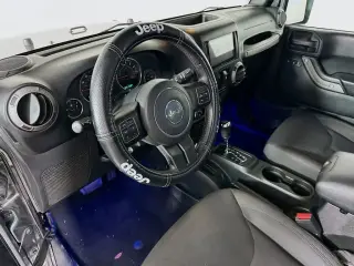 Jeep Wrangler Unlimited 2016 4x4 Sport S 4dr SUV
