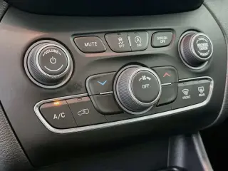 Jeep Cherokee 2020 Latitude 4dr SUV