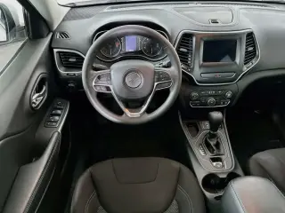 Jeep Cherokee 2020 Latitude 4dr SUV
