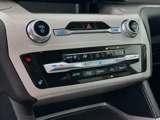 Ford Explorer 2023 XLT 4dr SUV