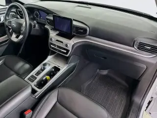 Ford Explorer 2023 XLT 4dr SUV
