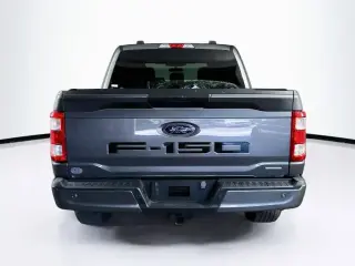 Ford F-150 2023 4x2 XL 4dr SuperCrew 5.5 ft. SB