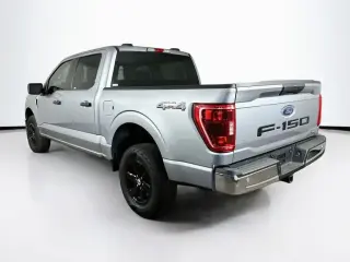 Ford F-150 2023 4x4 XL 4dr SuperCrew 5.5 ft. SB