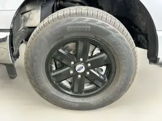 Ford F-150 2023 4x4 XL 4dr SuperCrew 5.5 ft. SB