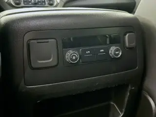 Chevrolet Suburban 2018 4x2 LT 4dr SUV