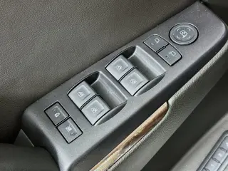 Chevrolet Suburban 2018 4x2 LT 4dr SUV