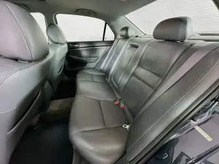 Honda Accord 2005 EX 4dr Sedan w/Leather