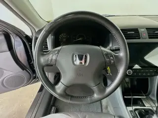 Honda Accord 2005 EX 4dr Sedan w/Leather