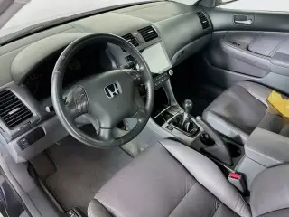 Honda Accord 2005 EX 4dr Sedan w/Leather
