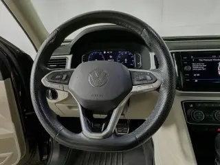 Volkswagen Atlas 2021 V6 SEL R-Line 4dr SUV (midyear release)