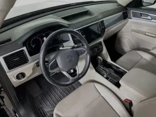 Volkswagen Atlas 2021 V6 SEL R-Line 4dr SUV (midyear release)