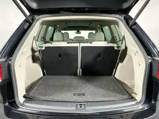 Volkswagen Atlas 2021 V6 SEL R-Line 4dr SUV (midyear release)