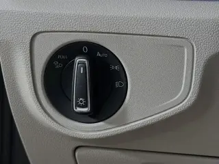 Volkswagen Atlas 2021 V6 SEL R-Line 4dr SUV (midyear release)