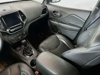 Jeep Cherokee 2019 4x4 High Altitude 4dr SUV
