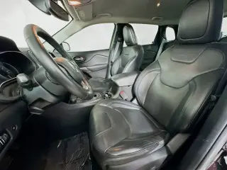 Jeep Cherokee 2019 4x4 High Altitude 4dr SUV