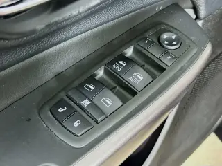 Jeep Cherokee 2019 4x4 High Altitude 4dr SUV