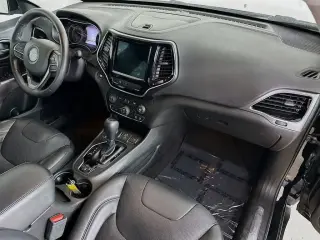 Jeep Cherokee 2019 4x4 High Altitude 4dr SUV