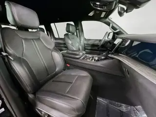 Jeep Wagoneer 2022 4x4 Series III Carbide 4dr SUV