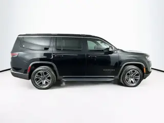 Jeep Wagoneer 2022 4x4 Series III Carbide 4dr SUV