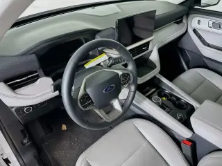 Ford Explorer 2025 Active 4dr SUV