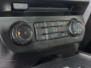 Ford F-150 2018 4x4 XLT 4dr SuperCrew 5.5 ft. SB