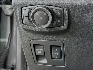 Ford F-150 2018 4x4 XLT 4dr SuperCrew 5.5 ft. SB