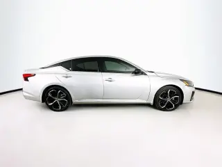 Nissan Altima 2023 2.5 SR 4dr Sedan