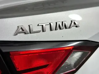Nissan Altima 2023 2.5 SR 4dr Sedan