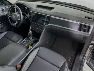 Volkswagen Atlas 2021 V6 SE R-Line 4dr SUV w/Technology (midyear release)