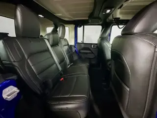 Jeep Wrangler Unlimited 2018 4x4 Moab 4dr SUV (midyear release)