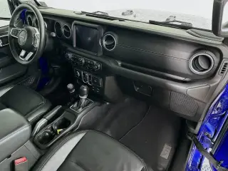Jeep Wrangler Unlimited 2018 4x4 Moab 4dr SUV (midyear release)