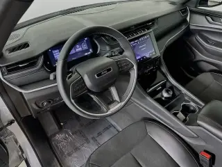 Jeep Grand Cherokee 2025 4x4 Laredo 4dr SUV