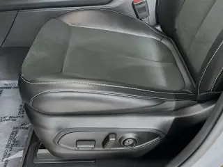 Jeep Grand Cherokee 2025 4x4 Laredo 4dr SUV
