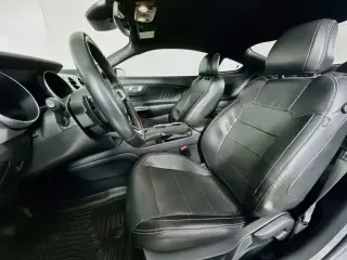 Ford Mustang 2022 GT Premium 2dr Fastback
