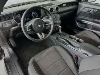 Ford Mustang 2017 V6 2dr Convertible